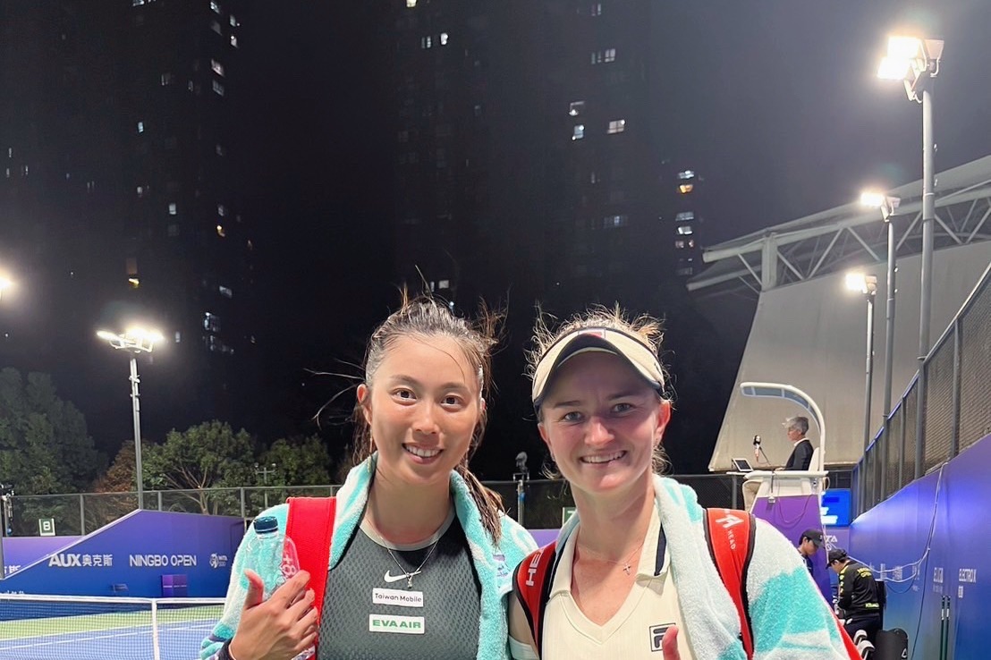 台灣之光！詹皓晴攜手捷克好手，晉級WTA500寧波女網公開賽八強！