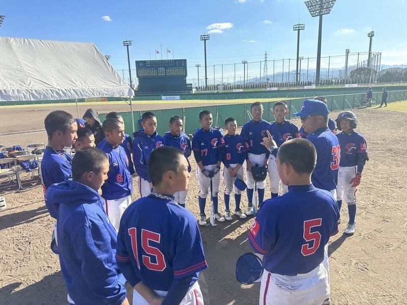 台灣隊小將大勝中國 16:0提早結束比賽 網友讚：把棒球當籃球打