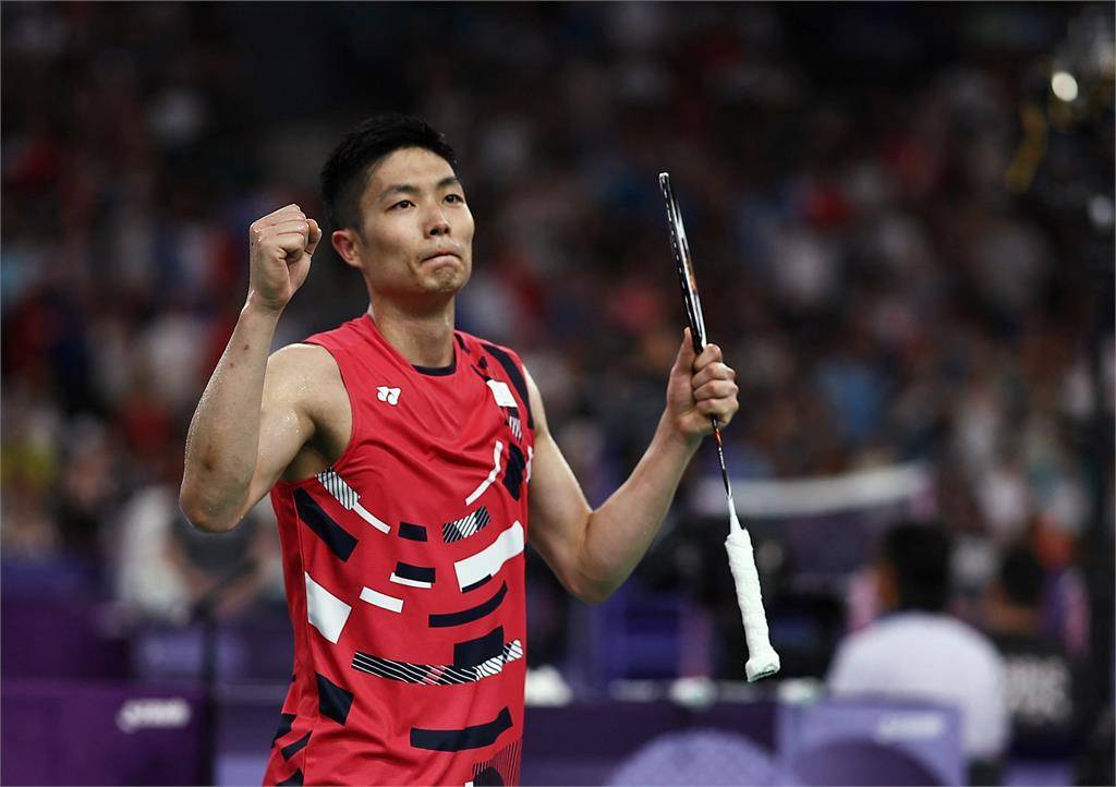 大馬賽》周天成勇闖男單8強 66分鐘逆轉戰勝日本田中湧士