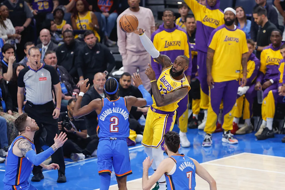 湖人末節崩盤不敵雷霆 西區卡位戰形勢更加緊繃