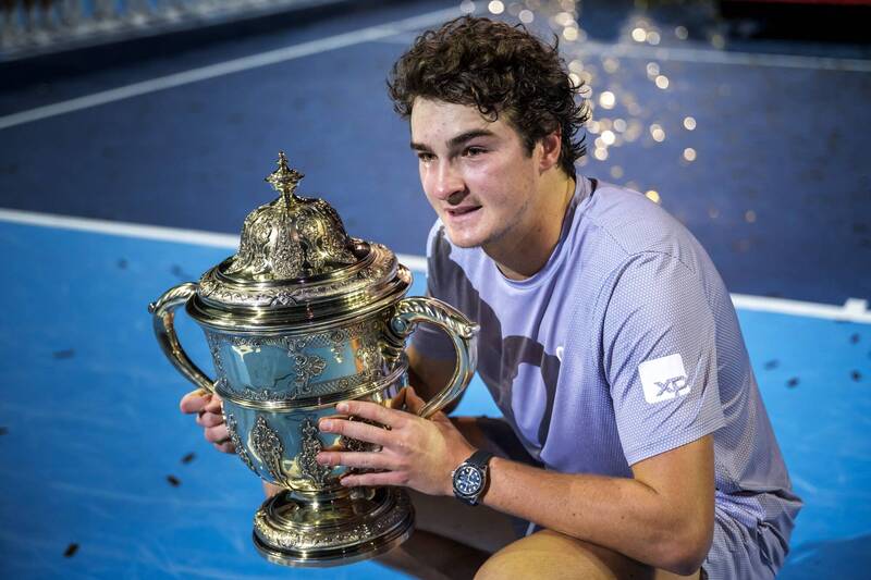 19歲巴西網球新星豐塞卡在巴塞爾奪下ATP500冠軍，成為史上第3年輕奪冠球員。