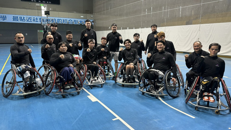 台灣輪椅籃球代表隊由羅興樑領軍，參加愛爾麗盃熱身賽進行五對五、三對三分組對抗，全力備戰亞洲盃。