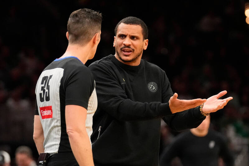 NBA裁判報告證實溜馬致勝球涉及非法掩護 塞爾提克主帥不滿判決