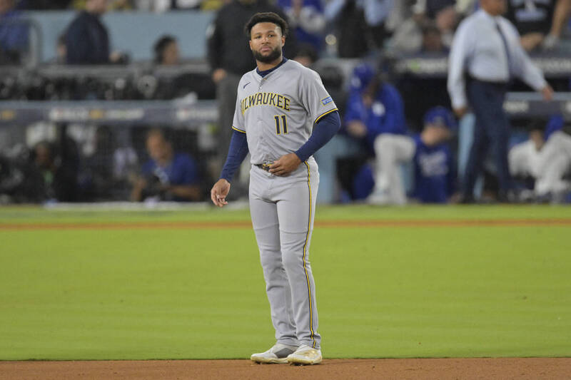 委內瑞拉局勢動盪下，一名效力大聯盟的委內瑞拉籍球員在球場上神情嚴肅