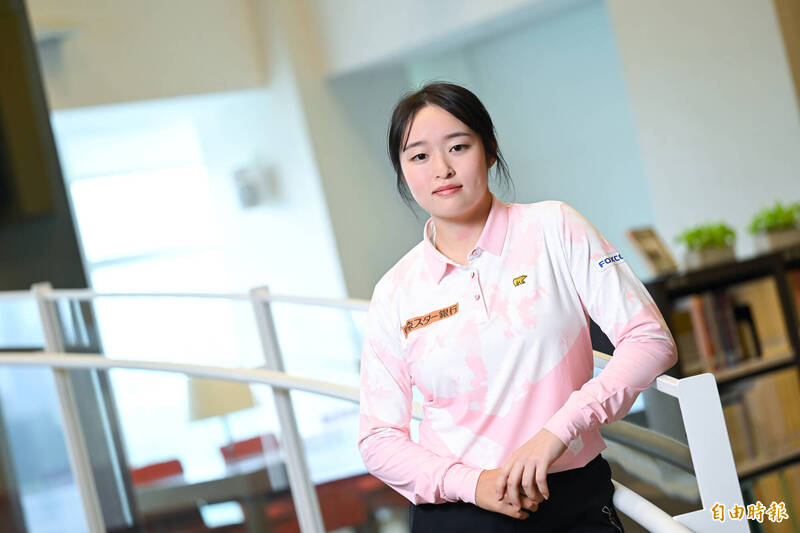 旅日高球女將吳佳晏於場外受訪，分享球迷感人應援故事