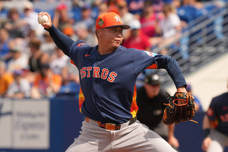 MLB 太空人隊台灣強投鄧愷威在春訓賽事中登板投球，球速最快達 153 公里。