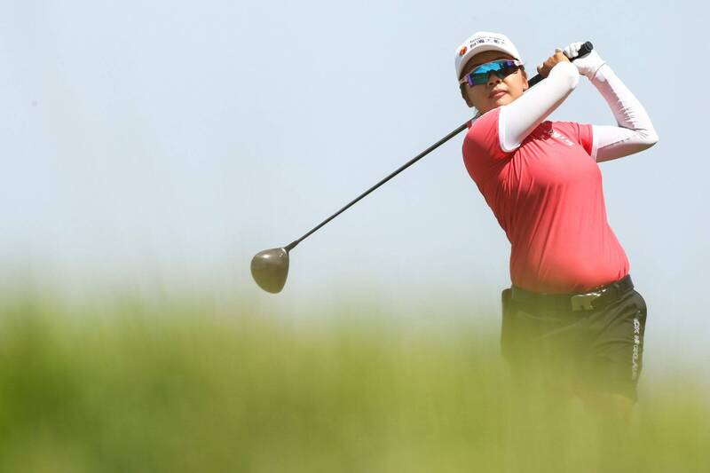 台灣高球好手徐薇淩在 LPGA 洛杉磯錦標賽中穩定發揮，最終以並列第 28 名寫下本季最佳名次。