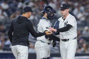 天使隊球星楚奧特（Mike Trout）對戰洋基擊出本季第 5 轟，率隊以 7：1 擊敗洋基。