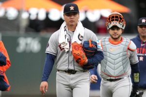 太空人隊台灣投手鄧愷威在金鶯球場迎來本季首場先發，主投 3 局失 2 分，展現優異的鬥志。